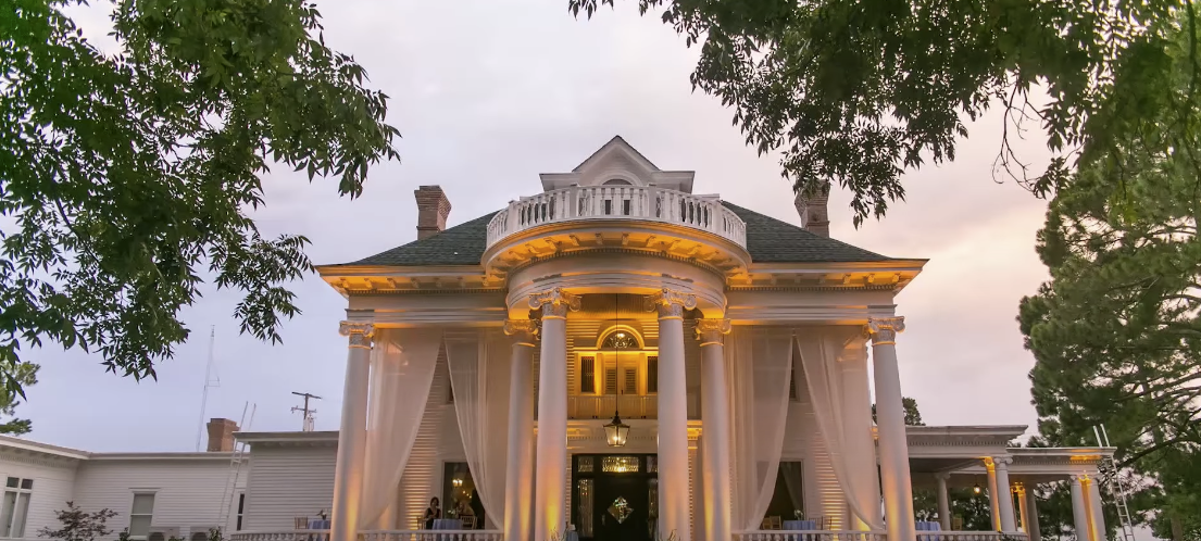Front View Photo of River Forest Manor & Marina